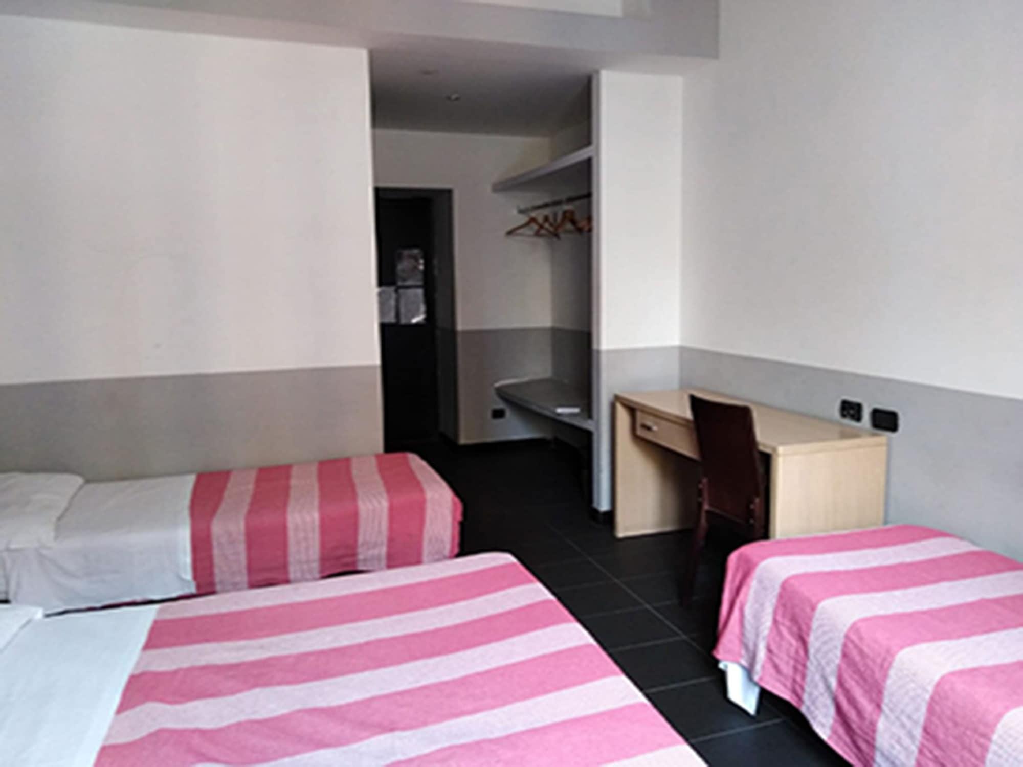M&J Place Hostel 로마 외부 사진