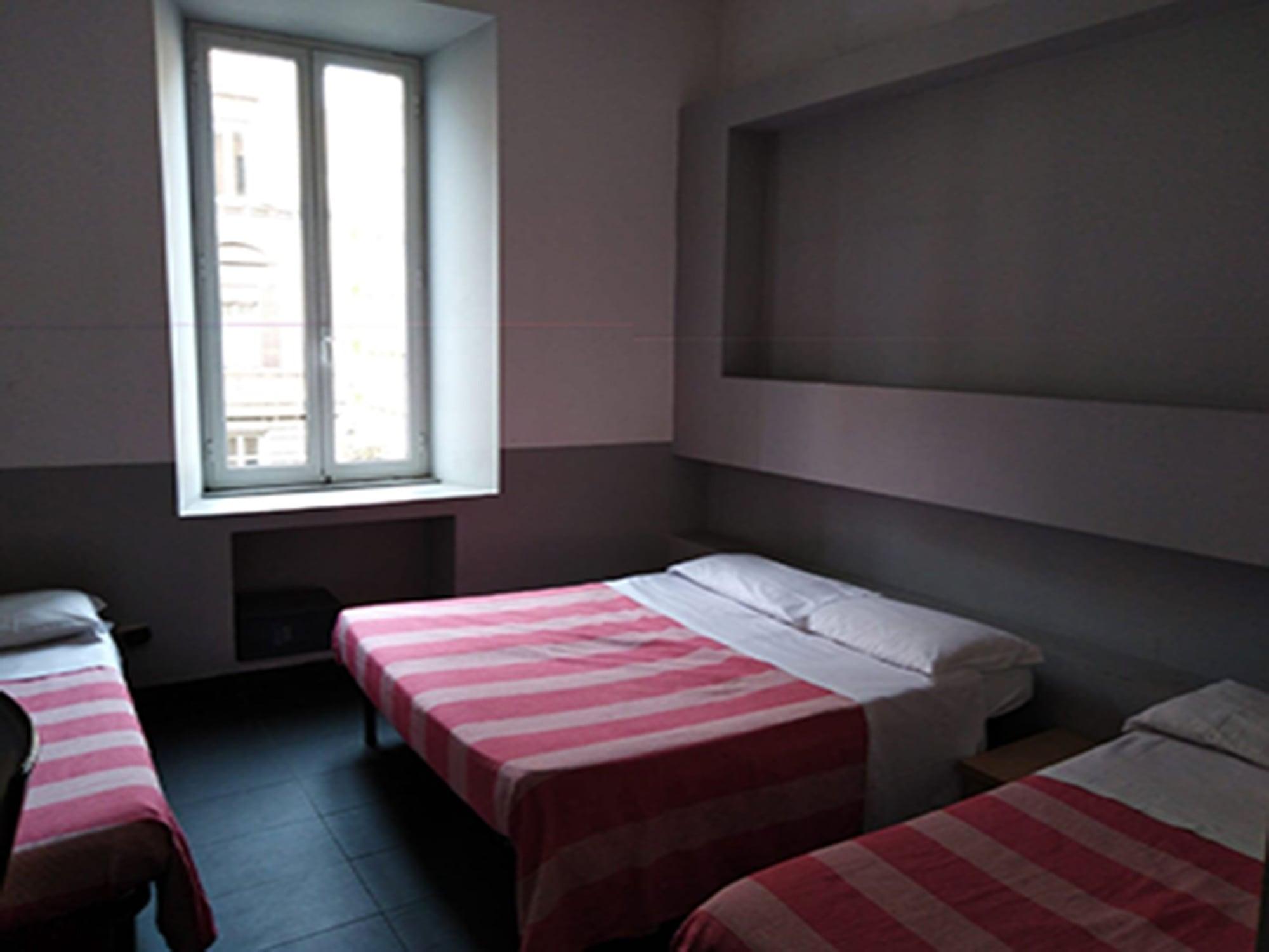 M&J Place Hostel 로마 외부 사진