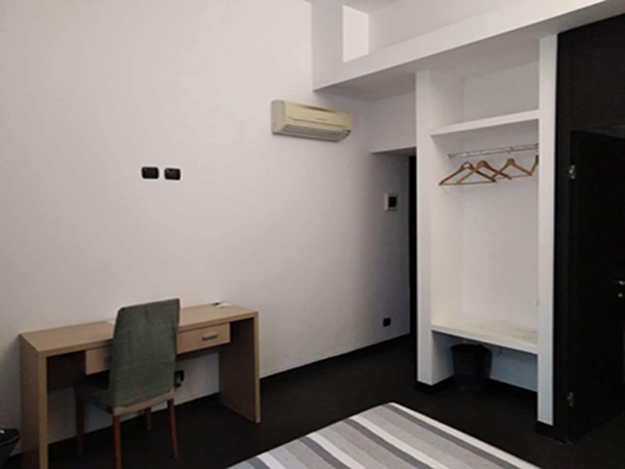 M&J Place Hostel 로마 외부 사진