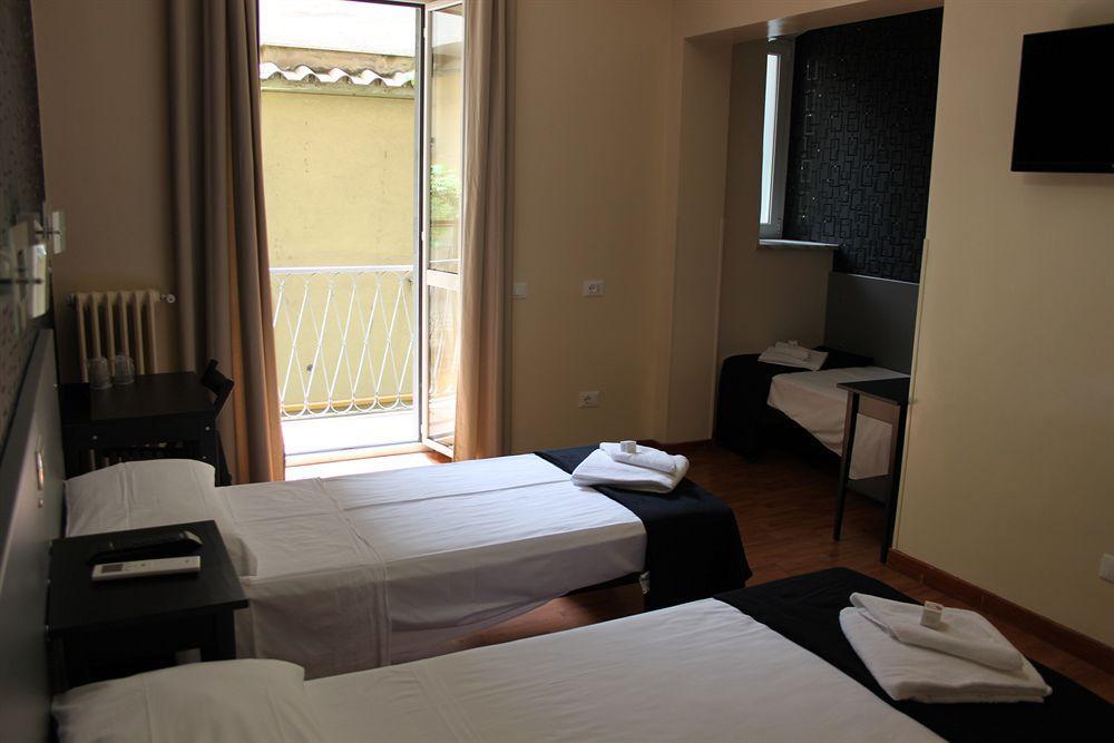 M&J Place Hostel 로마 외부 사진