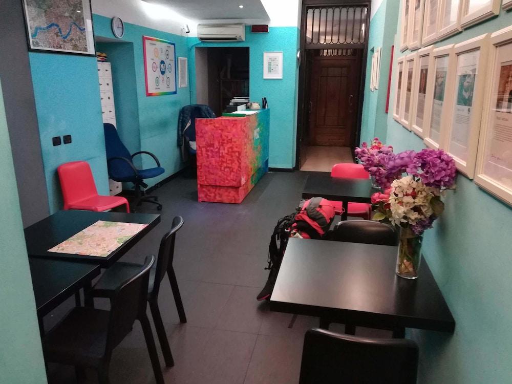 M&J Place Hostel 로마 외부 사진
