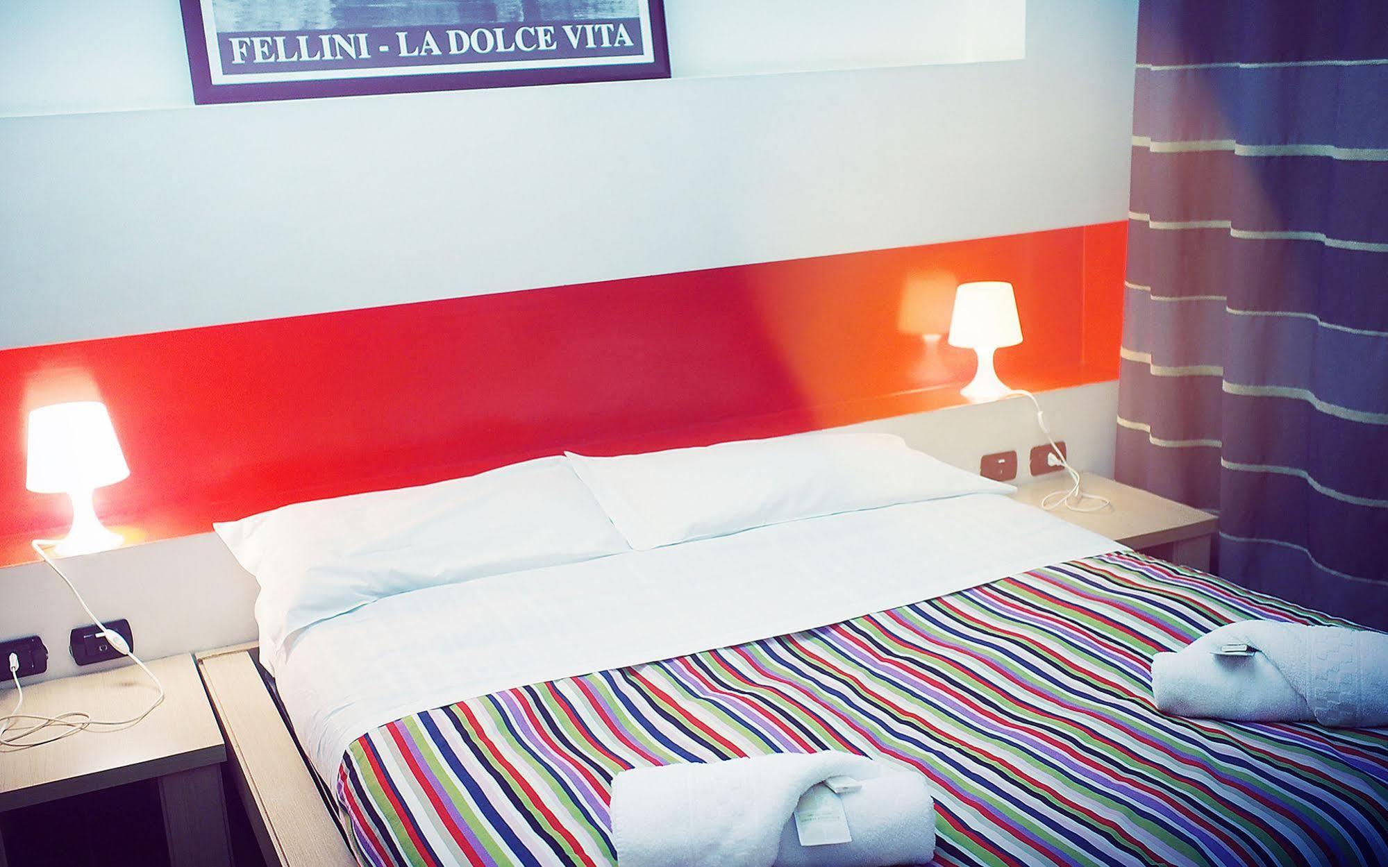 M&J Place Hostel 로마 외부 사진
